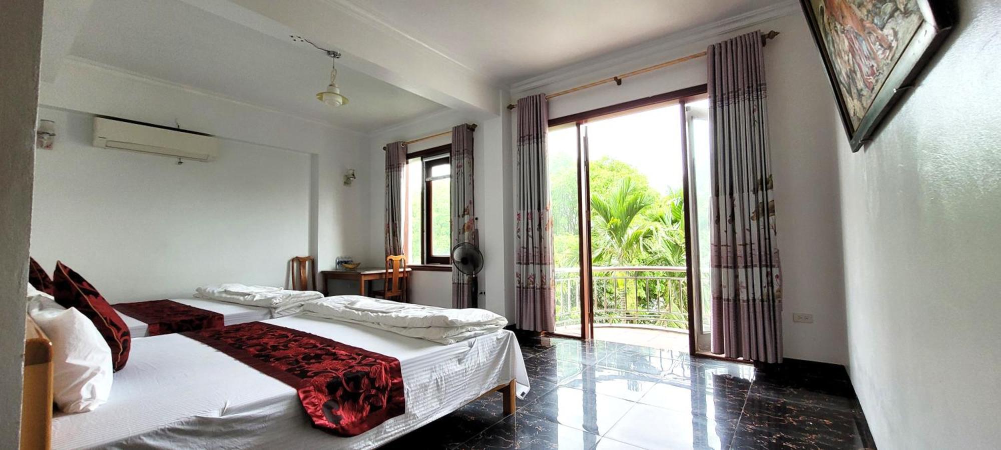 Thap Tam Royal Hotel นิญบิ่ญ ภายนอก รูปภาพ